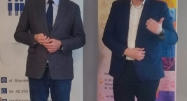 wystąpienie dwóch mężczyzn podczas spotkania